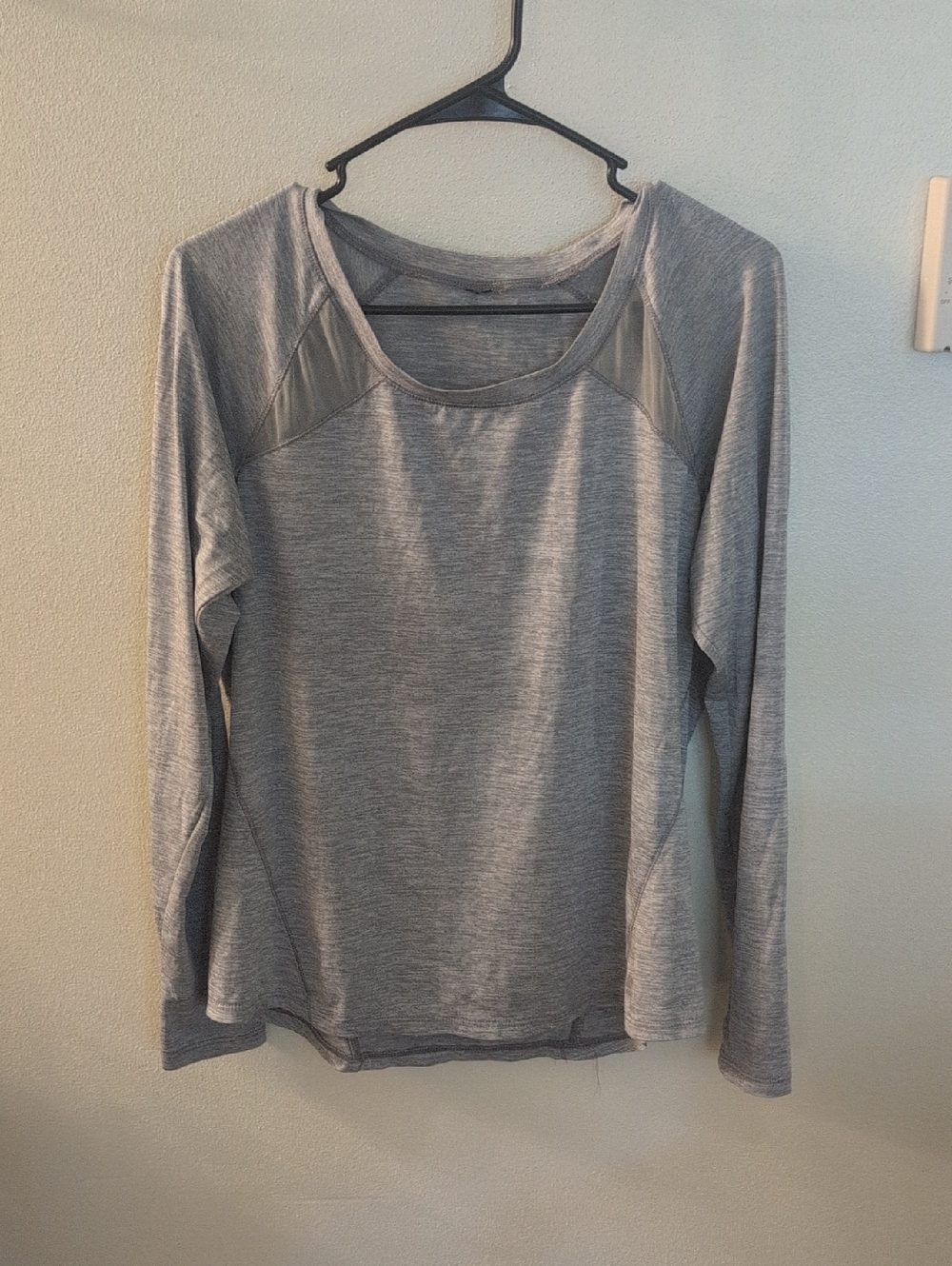 Long Sleeve Gray Top